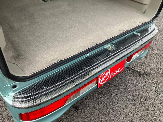 エブリイワゴン ＰＺターボスペシャル　ハイルーフ　両側パワスラ　純正ナビ　フルセグ　Ｂガイドモニター　ＥＴＣ　オートステップ　ＨＩＤライト　セーフティサポート　リヤベッドキット　オートライト　オート電格ウインカーミラー　プッシュスタート（29枚目）