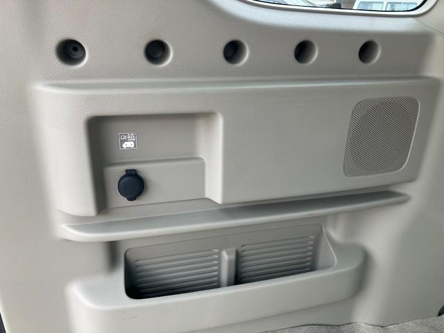 エブリイワゴン ＰＺターボスペシャル　ハイルーフ　両側パワスラ　純正ナビ　フルセグ　Ｂガイドモニター　ＥＴＣ　オートステップ　ＨＩＤライト　セーフティサポート　リヤベッドキット　オートライト　オート電格ウインカーミラー　プッシュスタート（32枚目）