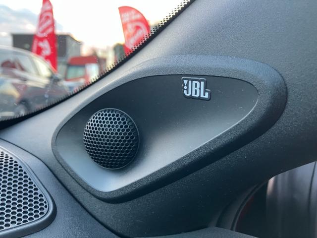 ＧＲヤリス ＲＺ　ハイパフォーマンス　ファースト　エディション　走行８５００キロ台　モリゾーサイン入りフロントガラス　マーブル柄カーボンルーフ　クスコＦタワーバー　ＨＫＳ左右出しマフラー　セーフティセンス　ＬＥＤヘッド　純正ナビ　バックカメラ　前後ドラレコ　ＥＴＣ（19枚目）