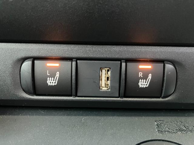 ＧＲヤリス ＲＺ　ハイパフォーマンス　ファースト　エディション　走行８５００キロ台　モリゾーサイン入りフロントガラス　マーブル柄カーボンルーフ　クスコＦタワーバー　ＨＫＳ左右出しマフラー　セーフティセンス　ＬＥＤヘッド　純正ナビ　バックカメラ　前後ドラレコ　ＥＴＣ（27枚目）