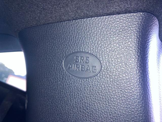 ＧＲヤリス ＲＺ　ハイパフォーマンス　ファースト　エディション　走行８５００キロ台　モリゾーサイン入りフロントガラス　マーブル柄カーボンルーフ　クスコＦタワーバー　ＨＫＳ左右出しマフラー　セーフティセンス　ＬＥＤヘッド　純正ナビ　バックカメラ　前後ドラレコ　ＥＴＣ（43枚目）