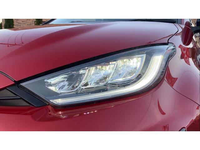 ＧＲヤリス ＲＺ　ハイパフォーマンス　ファースト　エディション　走行８５００キロ台　モリゾーサイン入りフロントガラス　マーブル柄カーボンルーフ　クスコＦタワーバー　ＨＫＳ左右出しマフラー　セーフティセンス　ＬＥＤヘッド　純正ナビ　バックカメラ　前後ドラレコ　ＥＴＣ（61枚目）