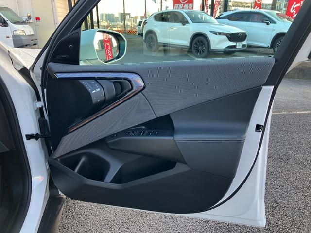 電車でご来店の場合、最寄り駅は埼玉高速鉄道埼玉スタジアム線の新井宿駅です。徒歩５分くらいではありますがご連絡いただければ駅までお迎えにあがります。詳しくはスタッフまで⇒０１２０−８７−５３３５