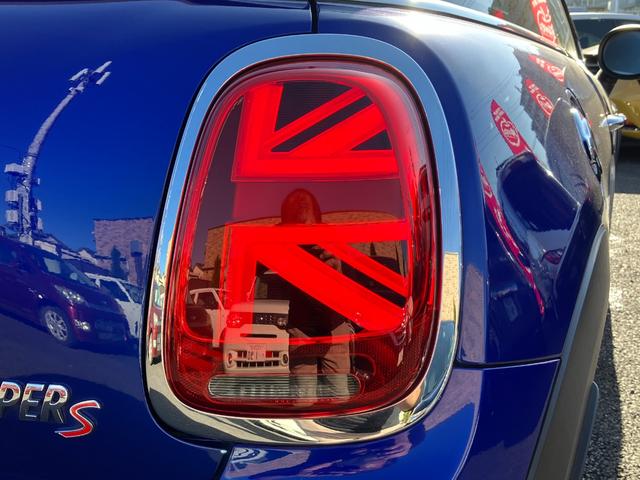 提携認証工場で納車前に１２ヶ月点検をさせていただきます。気になる点がございましたらお気軽にお申し付け下さい。詳しくはスタッフまで⇒０１２０−８７−５３３５