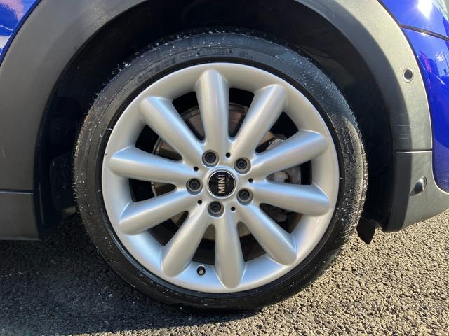 オートローンもご利用いただけます。事前審査は３０分くらいお時間をいただければできます。詳しくはスタッフまで⇒０１２０−８７−５３３５