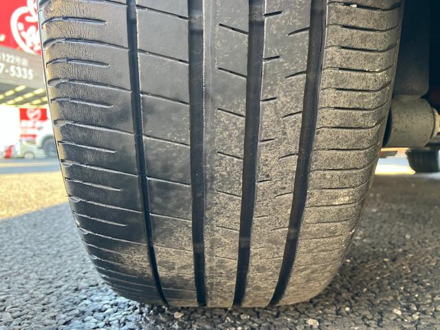 提携認証工場で納車前に１２ヶ月点検をさせていただきます。気になる点がございましたらお気軽にお申し付け下さい。詳しくはスタッフまで⇒０１２０−８７−５３３５