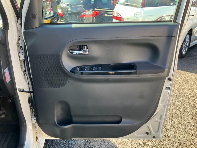 タント カスタムＲＳ　走行３６０００キロ台　両側パワスラ　純正ＳＤナビ・ＮＳＺＰ－Ｗ６５ＤＥ　純正フリップダウンモニター　フルセグ　Ｂガイドモニター　革巻きハンドル　エコアイドル　サイドＳＲＳ　オート電格ウインカーミラー（36枚目）