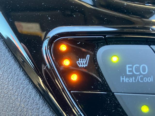 Ｃ－ＨＲ Ｓ　ＧＲスポーツ　ワンオーナー　純正ナビ　フルセグ　パノラミックビューモニター　ＬＥＤヘッドライト＆フォグ　ハーフレザーシート　セーフティセンス　ナビ連動ビルトインＥＴＣ２．０　前左右シートヒーター　革巻きステアリング（20枚目）