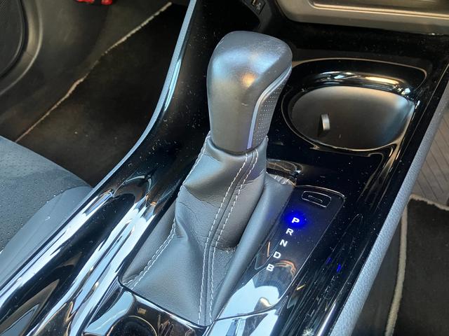 Ｃ－ＨＲ Ｓ　ＧＲスポーツ　ワンオーナー　純正ナビ　フルセグ　パノラミックビューモニター　ＬＥＤヘッドライト＆フォグ　ハーフレザーシート　セーフティセンス　ナビ連動ビルトインＥＴＣ２．０　前左右シートヒーター　革巻きステアリング（25枚目）