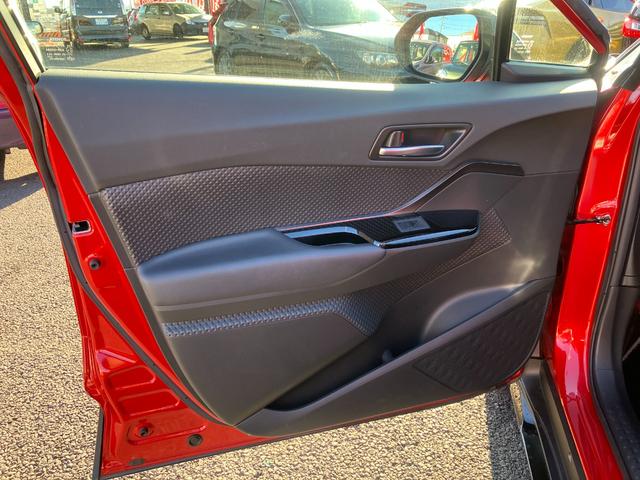 Ｃ－ＨＲ Ｓ　ＧＲスポーツ　ワンオーナー　純正ナビ　フルセグ　パノラミックビューモニター　ＬＥＤヘッドライト＆フォグ　ハーフレザーシート　セーフティセンス　ナビ連動ビルトインＥＴＣ２．０　前左右シートヒーター　革巻きステアリング（33枚目）