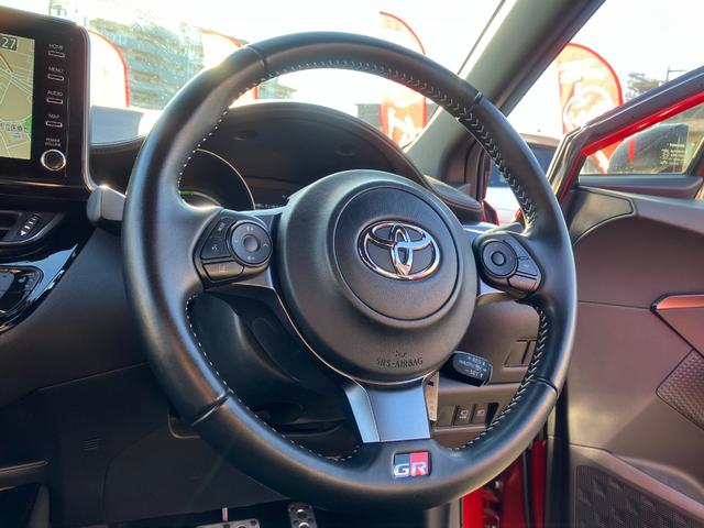 Ｃ－ＨＲ Ｓ　ＧＲスポーツ　ワンオーナー　純正ナビ　フルセグ　パノラミックビューモニター　ＬＥＤヘッドライト＆フォグ　ハーフレザーシート　セーフティセンス　ナビ連動ビルトインＥＴＣ２．０　前左右シートヒーター　革巻きステアリング（35枚目）