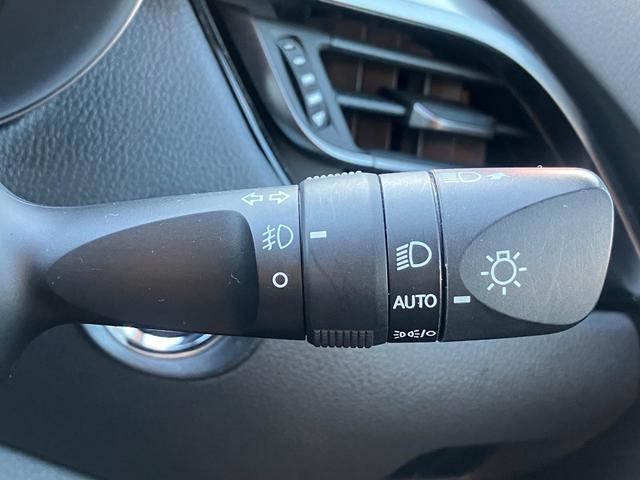 Ｃ－ＨＲ Ｓ　ＧＲスポーツ　ワンオーナー　純正ナビ　フルセグ　パノラミックビューモニター　ＬＥＤヘッドライト＆フォグ　ハーフレザーシート　セーフティセンス　ナビ連動ビルトインＥＴＣ２．０　前左右シートヒーター　革巻きステアリング（40枚目）