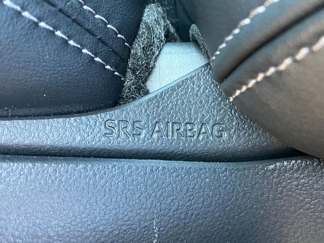 Ｃ－ＨＲ Ｓ　ＧＲスポーツ　ワンオーナー　純正ナビ　フルセグ　パノラミックビューモニター　ＬＥＤヘッドライト＆フォグ　ハーフレザーシート　セーフティセンス　ナビ連動ビルトインＥＴＣ２．０　前左右シートヒーター　革巻きステアリング（43枚目）