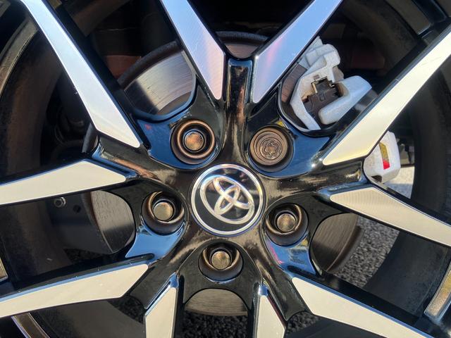 Ｃ－ＨＲ Ｓ　ＧＲスポーツ　ワンオーナー　純正ナビ　フルセグ　パノラミックビューモニター　ＬＥＤヘッドライト＆フォグ　ハーフレザーシート　セーフティセンス　ナビ連動ビルトインＥＴＣ２．０　前左右シートヒーター　革巻きステアリング（65枚目）