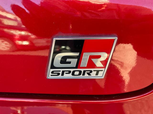 Ｃ－ＨＲ Ｓ　ＧＲスポーツ　ワンオーナー　純正ナビ　フルセグ　パノラミックビューモニター　ＬＥＤヘッドライト＆フォグ　ハーフレザーシート　セーフティセンス　ナビ連動ビルトインＥＴＣ２．０　前左右シートヒーター　革巻きステアリング（72枚目）