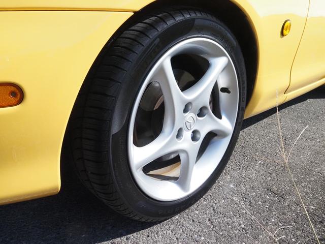 タイヤはピレリ　チンチュラートＰ１