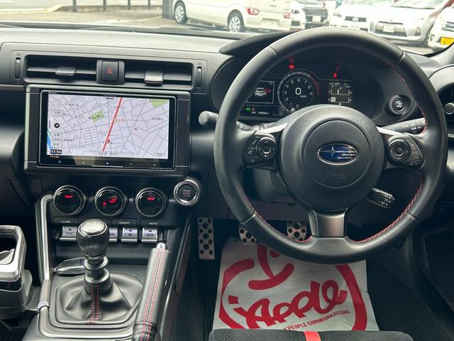 ＢＲＺ Ｓ　６速ＭＴ　ガナドールマフラー　純正ＳＤナビ　バックモニター　フルセグＴＶ　ＢＴオーディオ　ＤＶＤビデオ再生　ＥＴＣ　ドライブレコーダー前後　シートヒーター　スマートキー（15枚目）