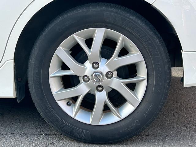 ノート ｅ－パワー　Ｘ　純正ＳＤナビ　バックモニター　フルセグＴＶ　ＢＴオーディオ　ＤＶＤビデオ再生　ＥＴＣ　インテリジェントキー２つ　純正エアロ（45枚目）