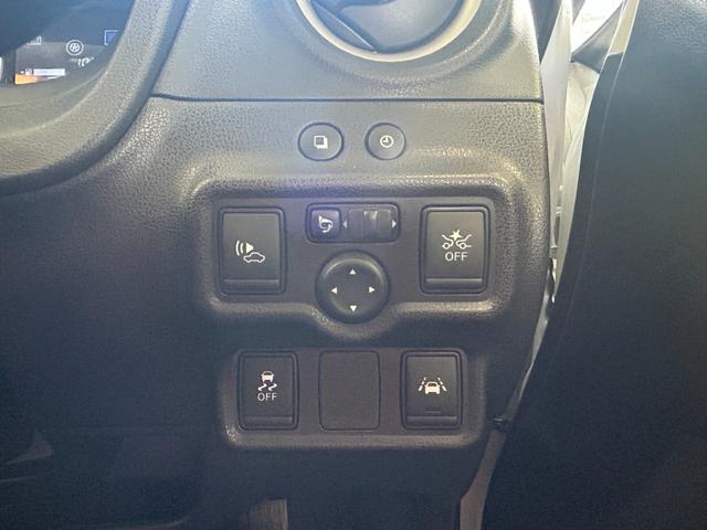 ノート ｅ－パワー　Ｘ　純正ＳＤナビ　バックモニター　フルセグＴＶ　ＢＴオーディオ　ＤＶＤビデオ再生　ＥＴＣ　インテリジェントキー２つ　純正エアロ（52枚目）