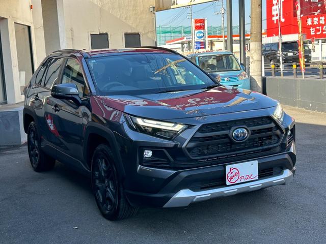 ＲＡＶ４ ハイブリッドアドベンチャー　パノラマムーンルーフ　デジタルインナーミラー　純正ＳＤナビ　バックモニター　シートヒーター　ワンオーナー　スマートキー２つ（6枚目）