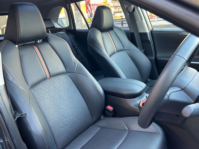 ＲＡＶ４ ハイブリッドアドベンチャー　パノラマムーンルーフ　デジタルインナーミラー　純正ＳＤナビ　バックモニター　シートヒーター　ワンオーナー　スマートキー２つ（13枚目）