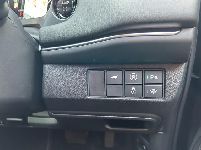 ヴェゼル ｅ：ＨＥＶ　Ｚ　ワンオーナー・純正インターナビ・マルチビューカメラ・フルセグＴＶ・ＢＴオーディオ・パワーバックドア・ＥＴＣ・スマートキー２つ・純正ＡＷ（46枚目）