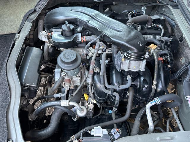 ハイエースワゴン ＧＬ　１年保証付き　禁煙車　電動スライドドア　Ｂｌｕｅｔｏｏｔｈ接続　バックカメラ　後席モニター　ナビＴＶ　ＥＴＣ　１００Ｖ電源　盗難防止システム　衝突安全ボディ　１０人乗り　プッシュスタート　スマートキー（64枚目）