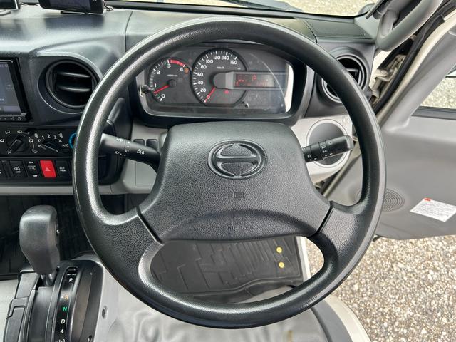 デュトロ 　１年保証付き　２ｔ　全低床　パワーゲート　ＡＴ車　ディーゼルターボ　荷台内寸　長さ３０６０ｍｍ　幅１６００ｍｍ　ＴＶ　ＥＴＣ　Ｂｌｕｅｔｏｏｔｈ接続　電動格納ミラー　２トン　２トントラック　ＰＧ　垂直（16枚目）