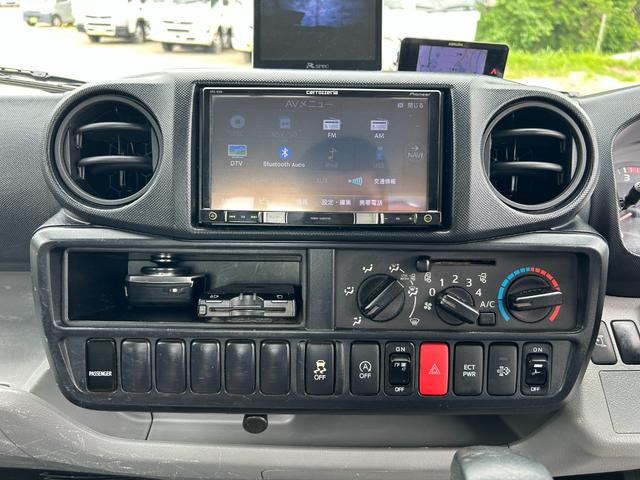 デュトロ 　１年保証付き　２ｔ　全低床　パワーゲート　ＡＴ車　ディーゼルターボ　荷台内寸　長さ３０６０ｍｍ　幅１６００ｍｍ　ＴＶ　ＥＴＣ　Ｂｌｕｅｔｏｏｔｈ接続　電動格納ミラー　２トン　２トントラック　ＰＧ　垂直（19枚目）
