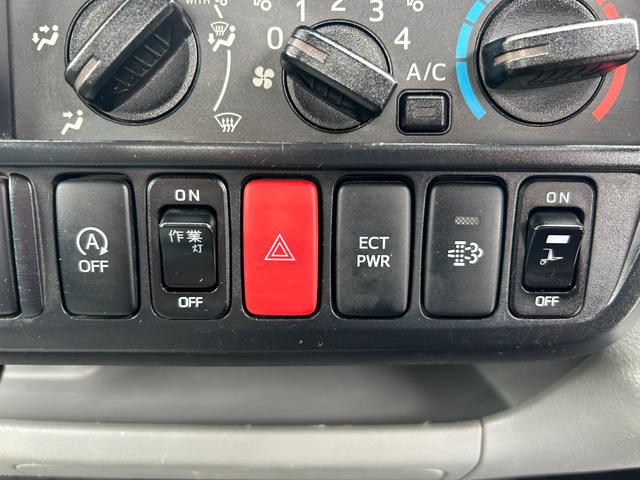 デュトロ 　１年保証付き　２ｔ　全低床　パワーゲート　ＡＴ車　ディーゼルターボ　荷台内寸　長さ３０６０ｍｍ　幅１６００ｍｍ　ＴＶ　ＥＴＣ　Ｂｌｕｅｔｏｏｔｈ接続　電動格納ミラー　２トン　２トントラック　ＰＧ　垂直（24枚目）