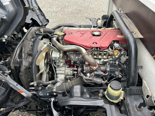 デュトロ 　１年保証付き　２ｔ　全低床　パワーゲート　ＡＴ車　ディーゼルターボ　荷台内寸　長さ３０６０ｍｍ　幅１６００ｍｍ　ＴＶ　ＥＴＣ　Ｂｌｕｅｔｏｏｔｈ接続　電動格納ミラー　２トン　２トントラック　ＰＧ　垂直（41枚目）