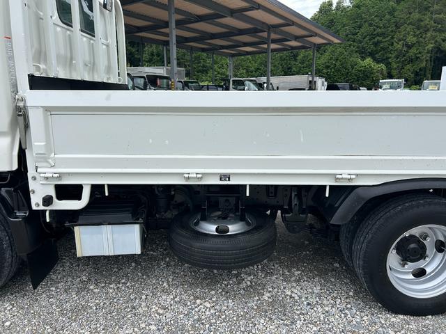 デュトロ 　１年保証付き　２ｔ　全低床　パワーゲート　ＡＴ車　ディーゼルターボ　荷台内寸　長さ３０６０ｍｍ　幅１６００ｍｍ　ＴＶ　ＥＴＣ　Ｂｌｕｅｔｏｏｔｈ接続　電動格納ミラー　２トン　２トントラック　ＰＧ　垂直（63枚目）