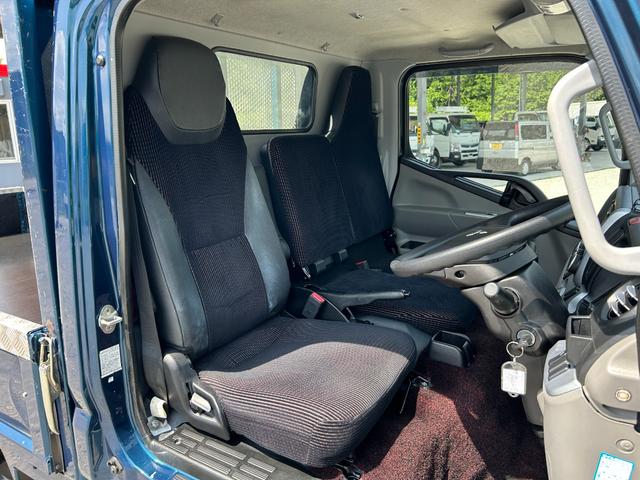 キャンター 　全低床カスタム　１．５ｔ　ＡＴ車　ディーゼルターボ　１年保証付き　荷台内寸長さ３１００ｍｍ　幅１６００ｍｍ　ナビ　ＴＶ　ＥＴＣ　両側電動格納ミラー　荷台鉄板張　１．５トン　１．５トントラック　平ボディ（11枚目）
