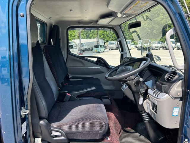 キャンター 　全低床カスタム　１．５ｔ　ＡＴ車　ディーゼルターボ　１年保証付き　荷台内寸長さ３１００ｍｍ　幅１６００ｍｍ　ナビ　ＴＶ　ＥＴＣ　両側電動格納ミラー　荷台鉄板張　１．５トン　１．５トントラック　平ボディ（12枚目）