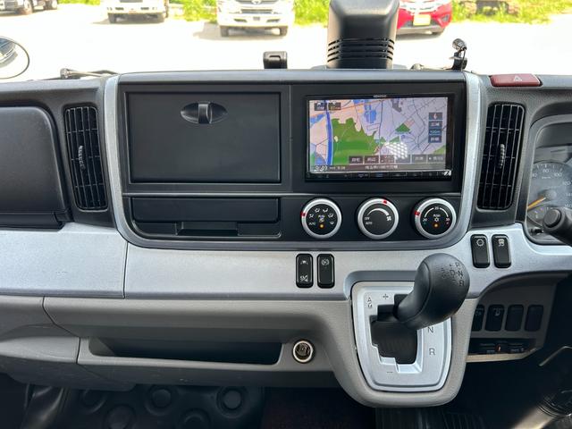キャンター 　全低床カスタム　１．５ｔ　ＡＴ車　ディーゼルターボ　１年保証付き　荷台内寸長さ３１００ｍｍ　幅１６００ｍｍ　ナビ　ＴＶ　ＥＴＣ　両側電動格納ミラー　荷台鉄板張　１．５トン　１．５トントラック　平ボディ（20枚目）