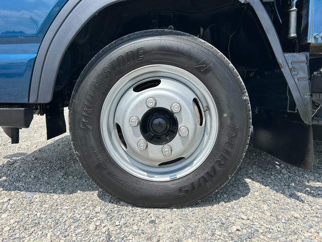 キャンター 　全低床カスタム　１．５ｔ　ＡＴ車　ディーゼルターボ　１年保証付き　荷台内寸長さ３１００ｍｍ　幅１６００ｍｍ　ナビ　ＴＶ　ＥＴＣ　両側電動格納ミラー　荷台鉄板張　１．５トン　１．５トントラック　平ボディ（60枚目）