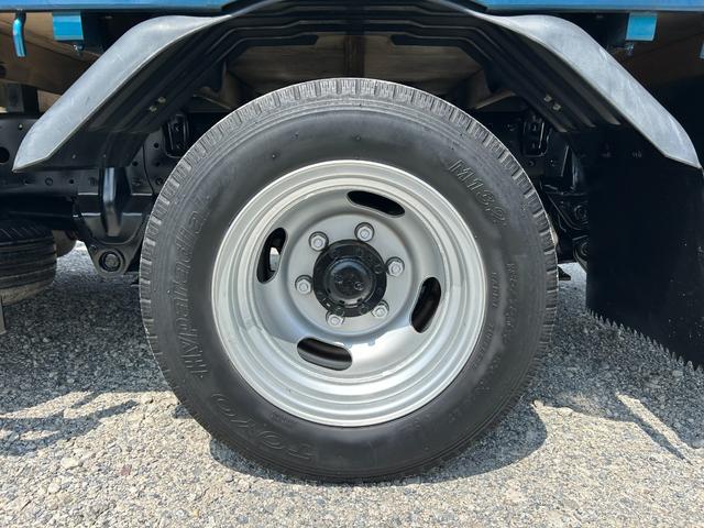 キャンター 　全低床カスタム　１．５ｔ　ＡＴ車　ディーゼルターボ　１年保証付き　荷台内寸長さ３１００ｍｍ　幅１６００ｍｍ　ナビ　ＴＶ　ＥＴＣ　両側電動格納ミラー　荷台鉄板張　１．５トン　１．５トントラック　平ボディ（65枚目）