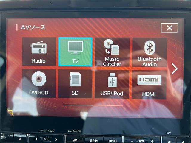 デリカＤ：５ Ｐ　１年保証付き　４ＷＤ　ディーゼルターボ　全周囲カメラ　バックカメラ　シートヒーター　ナビ　ＴＶ　ＥＴＣ　Ｂｌｕｅｔｏｏｔｈ接続　ＨＤＭＩ　電動リアゲート　ドライブレコーダー　ＵＳＢ　ＬＥＤヘッドライト（24枚目）