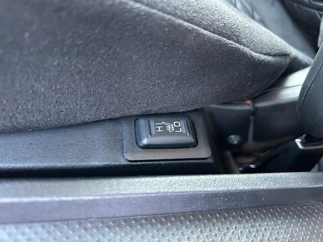 デリカＤ：５ Ｐ　１年保証付き　４ＷＤ　ディーゼルターボ　全周囲カメラ　バックカメラ　シートヒーター　ナビ　ＴＶ　ＥＴＣ　Ｂｌｕｅｔｏｏｔｈ接続　ＨＤＭＩ　電動リアゲート　ドライブレコーダー　ＵＳＢ　ＬＥＤヘッドライト（33枚目）