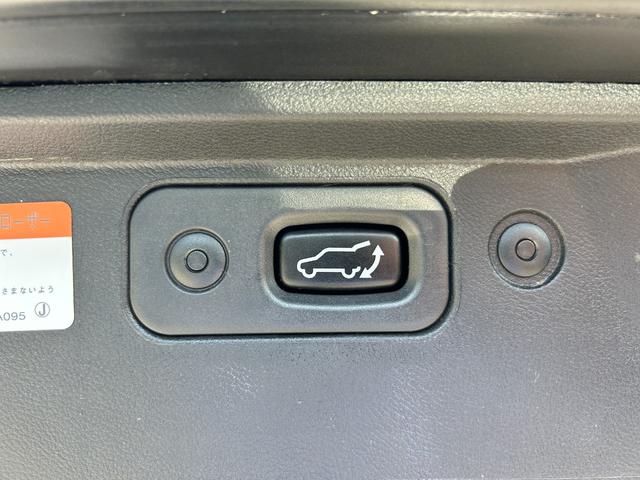 デリカＤ：５ Ｐ　１年保証付き　４ＷＤ　ディーゼルターボ　全周囲カメラ　バックカメラ　シートヒーター　ナビ　ＴＶ　ＥＴＣ　Ｂｌｕｅｔｏｏｔｈ接続　ＨＤＭＩ　電動リアゲート　ドライブレコーダー　ＵＳＢ　ＬＥＤヘッドライト（63枚目）