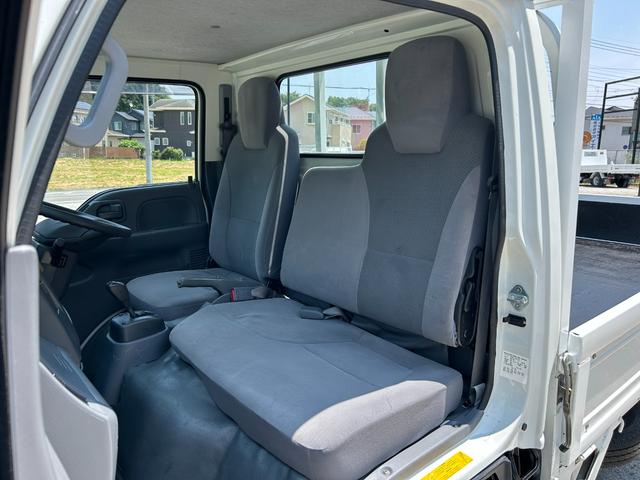エルフトラック フラットロー　１．５ｔ　ＡＴ車　ディーゼルターボ　荷台内寸　長さ３０７０ｍｍ　幅１６００ｍｍ　ナビ　ＥＴＣ　バックカメラ　ドライブレコーダー　３人乗り　１．５トン　１．５トントラック　平ボディ　アイドリングストップ（34枚目）
