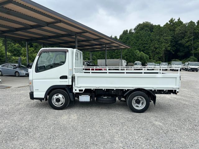 キャンター 全低床　２ｔ　ＡＴ車　１年保証付　ディーゼルターボ　荷台縞板張り　荷台内寸長さ３１００ｍｍ　幅１６００ｍｍ　ＥＴＣ　バックモニター　ドラレコ　電動格納ミラー　坂道発進補助装置　キーレス　２トン　２トントラック（8枚目）