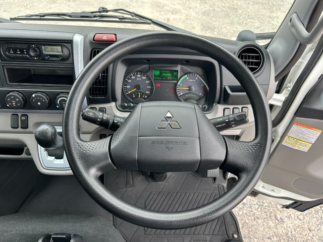キャンター 全低床　２ｔ　ＡＴ車　１年保証付　ディーゼルターボ　荷台縞板張り　荷台内寸長さ３１００ｍｍ　幅１６００ｍｍ　ＥＴＣ　バックモニター　ドラレコ　電動格納ミラー　坂道発進補助装置　キーレス　２トン　２トントラック（15枚目）