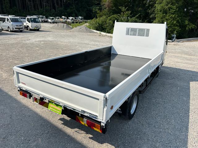 キャンター ワイドキャブロング全低床　１年保証付き　４ｔ　ＡＴ車　ディーゼルターボ　荷台内寸　長さ４３５０ｍｍ　幅２０８０ｍｍ　ＥＴＣ　坂道発進補助装置　荷台鉄板張り　工具箱　キーレス　４トン　４トントラック　ワイドロング　ワイド　ロング（47枚目）