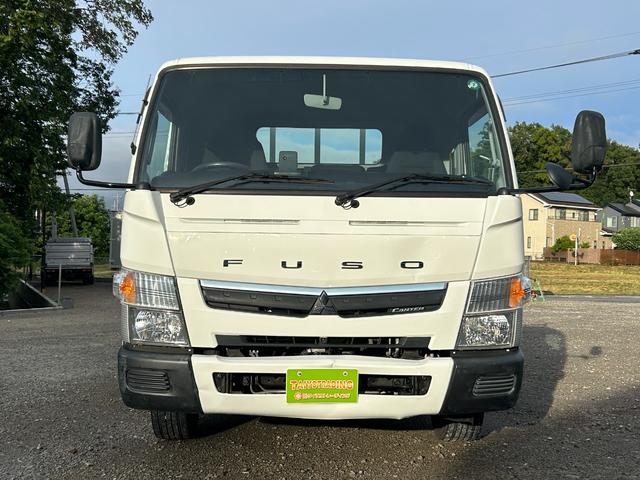 キャンター ワイドキャブロング全低床　１年保証付　４ｔ　ＡＴ車　荷台内寸　長さ４３５０ｍｍ　幅２０８０ｍｍ　ナビ　ＴＶ　ＥＴＣ　Ｂｌｕｅｔｏｏｔｈ接続　坂道発進補助装置　荷台鉄板張　工具箱　４トン　４トントラック　ワイドロング　ディーゼル（2枚目）