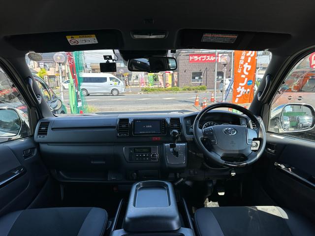 ハイエースバン スーパーＧＬ　ダークプライムＩＩ　１年保証付き　禁煙車　バックカメラ　トヨタセーフティーセンス　Ｂｌｕｅｔｏｏｔｈ接続　ナビＴＶ　ＥＴＣ　レーンキープアシスト　盗難防止装置　ドライブレコーダー　ＬＥＤヘッドライト　衝突被害軽減ブレーキ（40枚目）