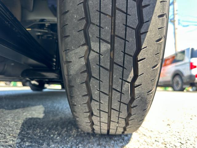 ハイエースバン スーパーＧＬ　ダークプライムＩＩ　１年保証付き　禁煙車　バックカメラ　トヨタセーフティーセンス　Ｂｌｕｅｔｏｏｔｈ接続　ナビＴＶ　ＥＴＣ　レーンキープアシスト　盗難防止装置　ドライブレコーダー　ＬＥＤヘッドライト　衝突被害軽減ブレーキ（76枚目）
