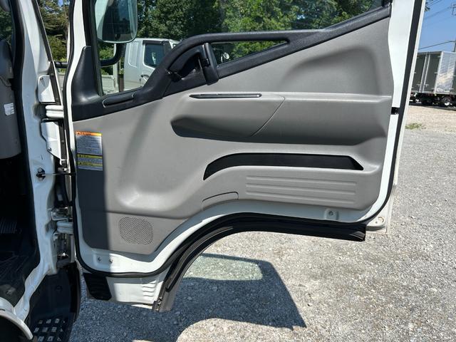 ＮＴ４５０アトラス 　１年保証付き　２ｔ　アルミバン　パワーゲート　ＡＴ車　サイドドア　ディーゼルターボ　荷台内寸長さ２９７０ｍｍ　幅１７７０ｍｍ　高さ２０５０ｍｍ　バックモニター　ナビ　ＥＴＣ　２ｔ　２トントラック　ＰＧ（9枚目）