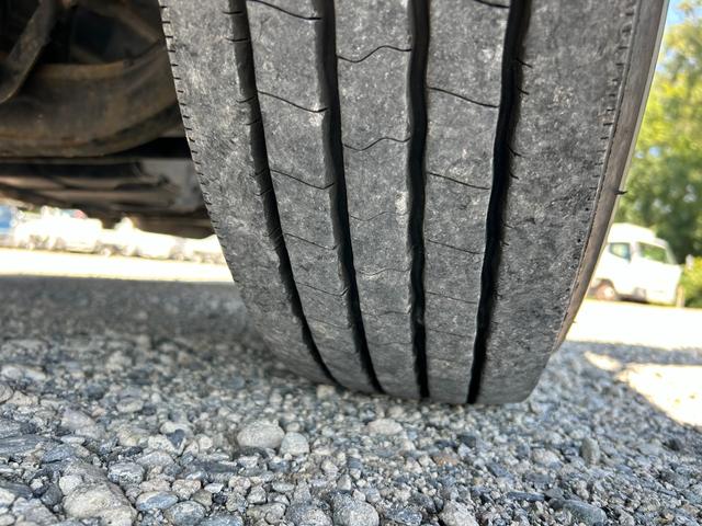 ファイター 　１年保証付　４ｔ　ワイド超ロング　ＡＴ車　ベッド付き　積載３８５０ｋｇ　荷台内寸長さ５７１０ｍｍ　幅２３６０ｍｍ　ドラレコ　電動格納ミラー　４トン　４トントラック　ワイド　ロング　ワイドロング　２人乗（59枚目）