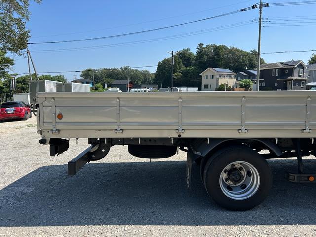 ファイター 　１年保証付　４ｔ　ワイド超ロング　ＡＴ車　ベッド付き　積載３８５０ｋｇ　荷台内寸長さ５７１０ｍｍ　幅２３６０ｍｍ　ドラレコ　電動格納ミラー　４トン　４トントラック　ワイド　ロング　ワイドロング　２人乗（72枚目）